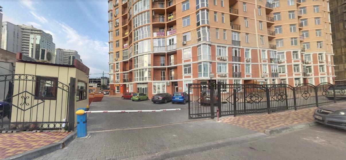 Family Apartments Aquamarine Of Arcadia Odesa Exterior photo